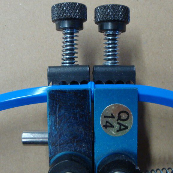 knopp-foerdertechnik-keilriemen-mini-schweisszange-2
